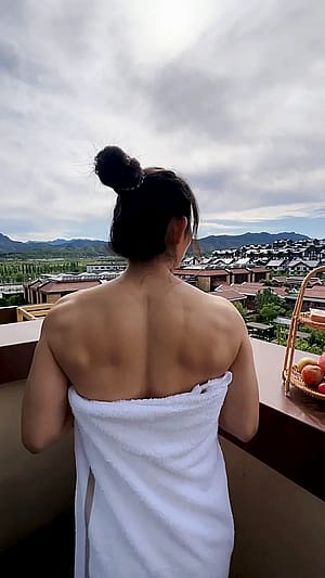 Feng Xueyuan (spa day)'