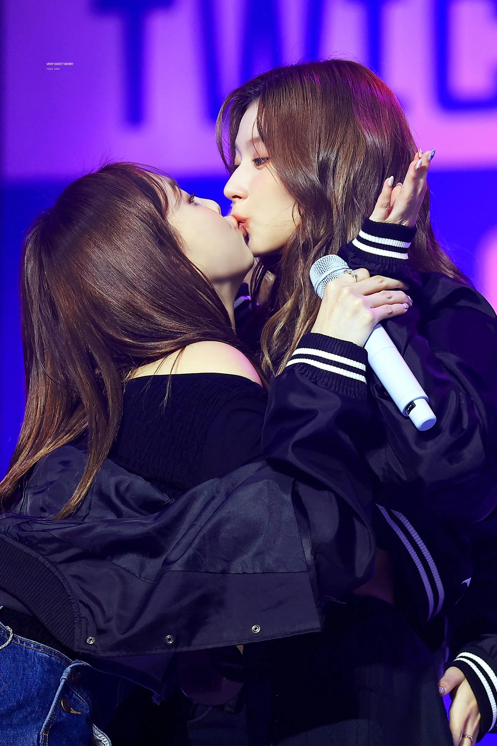 TWICE - Nayeon Sana picture 1 of 1