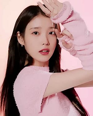 IU'