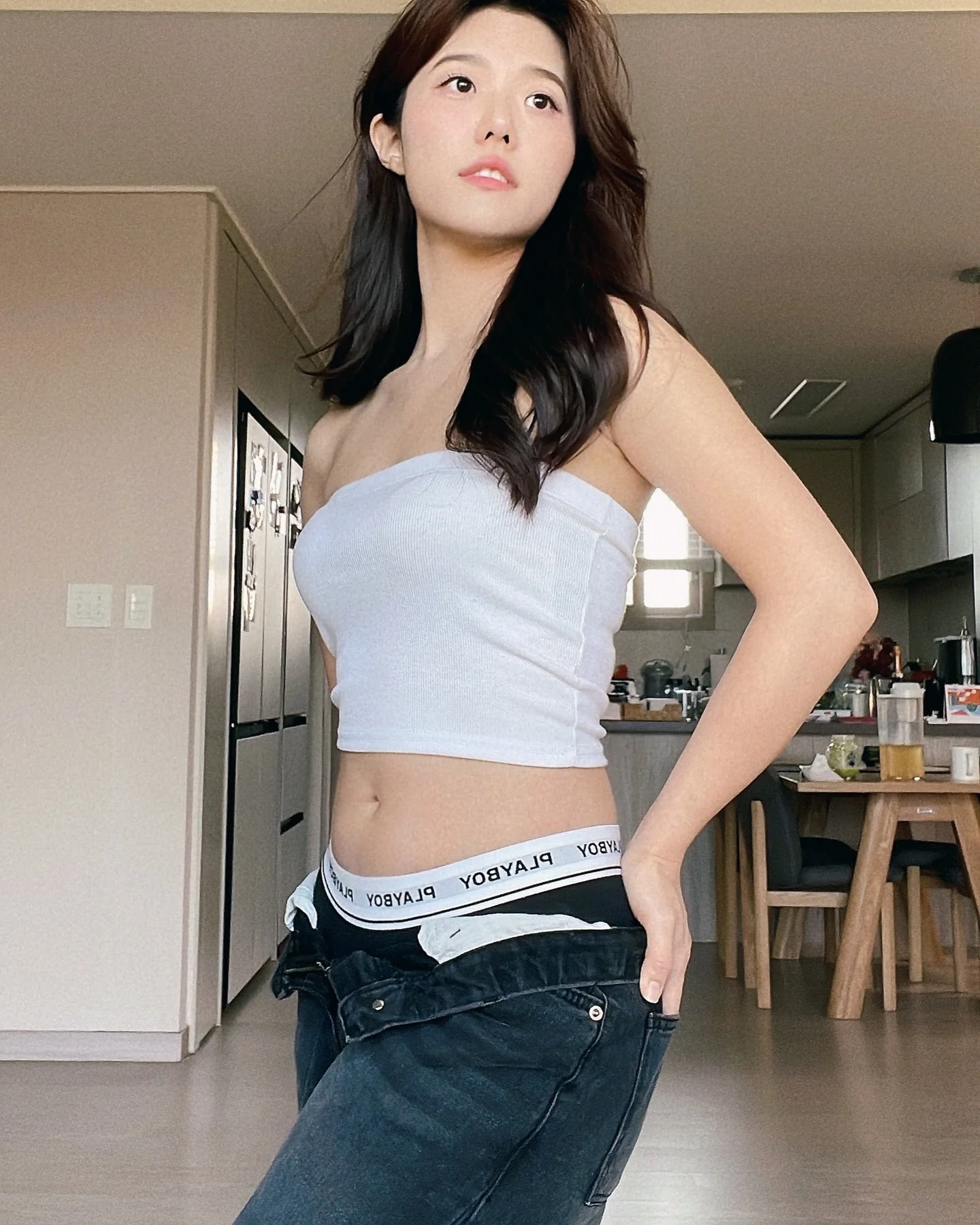 Cute midriff picture 2 of 6