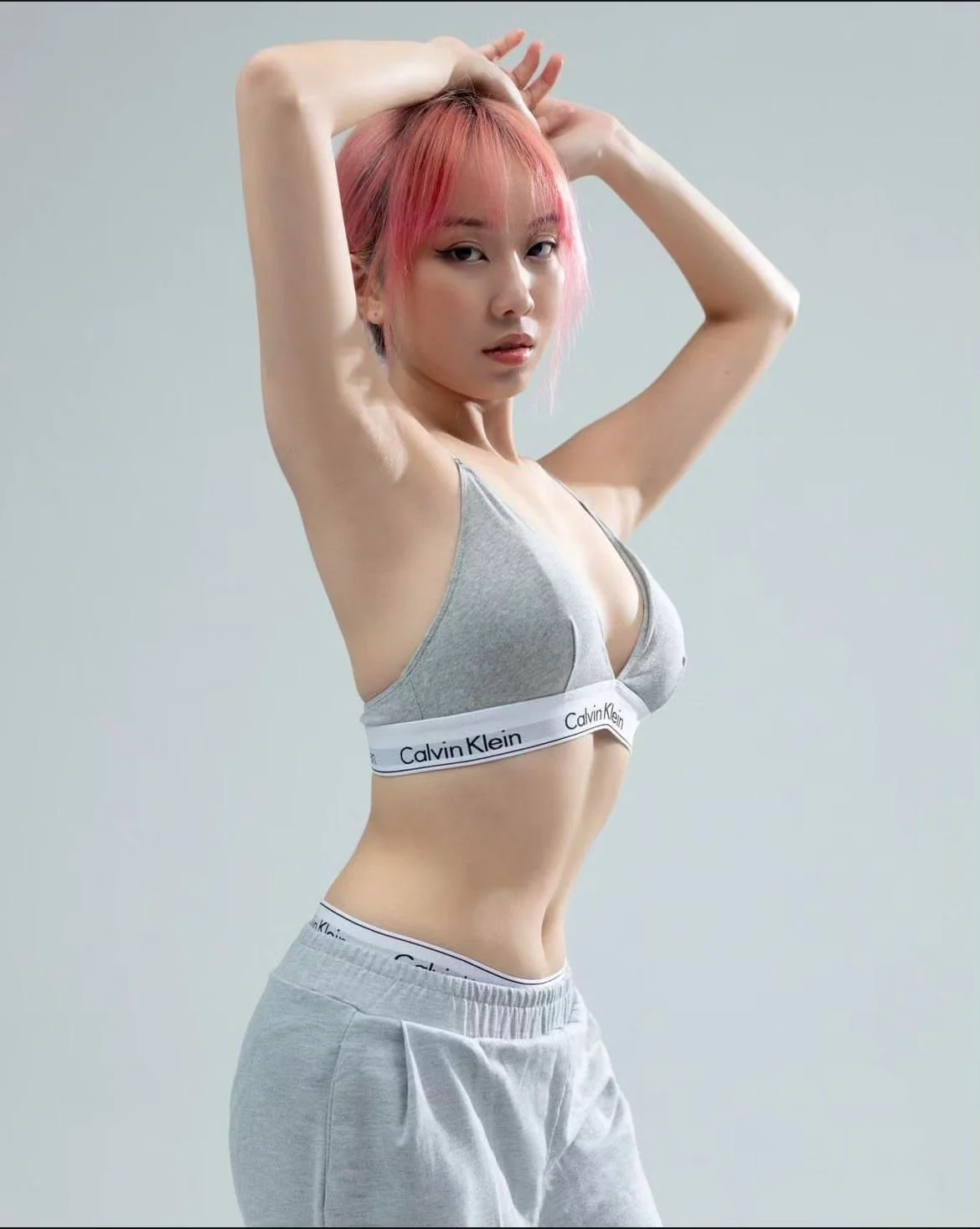 Pink hair asian picture 1 of 3