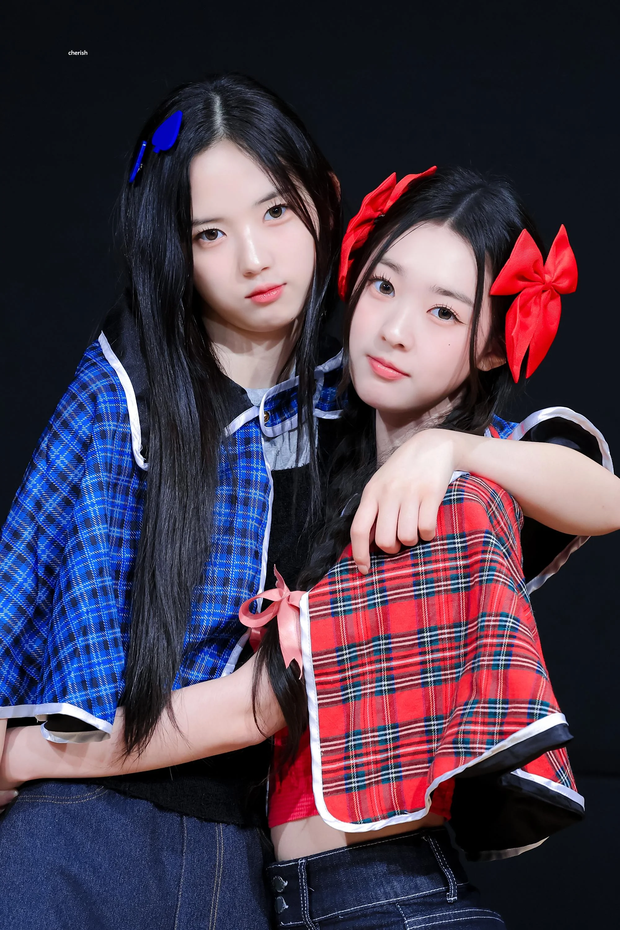 tripleS Jiwoo Soomin picture 1 of 1