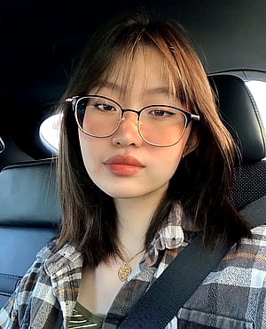 Asian + short hair + glasses? Damn 🥺'