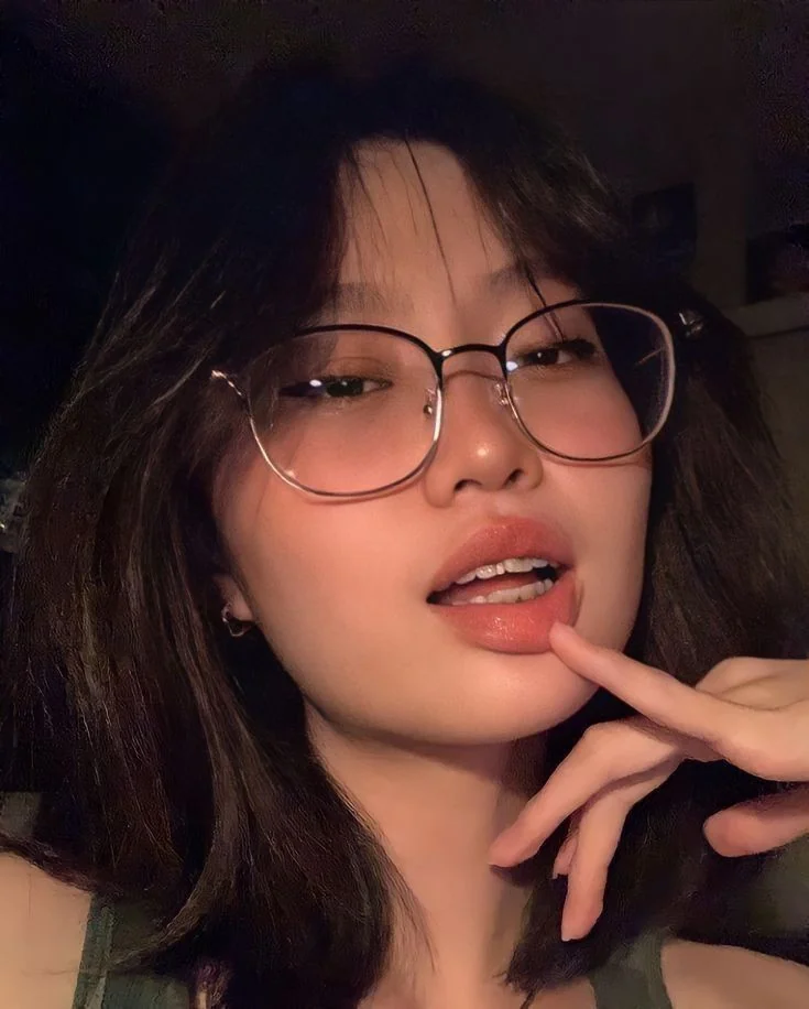 Asian + short hair + glasses? Damn 🥺 picture 2 of 6