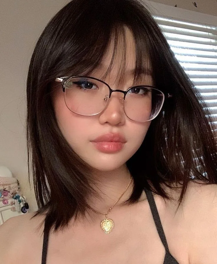 Asian + short hair + glasses? Damn 🥺 picture 4 of 6