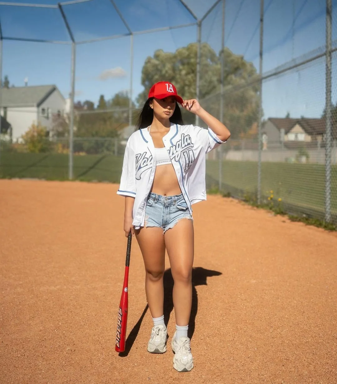 Chantelle Marie ⚾️ picture 4 of 5