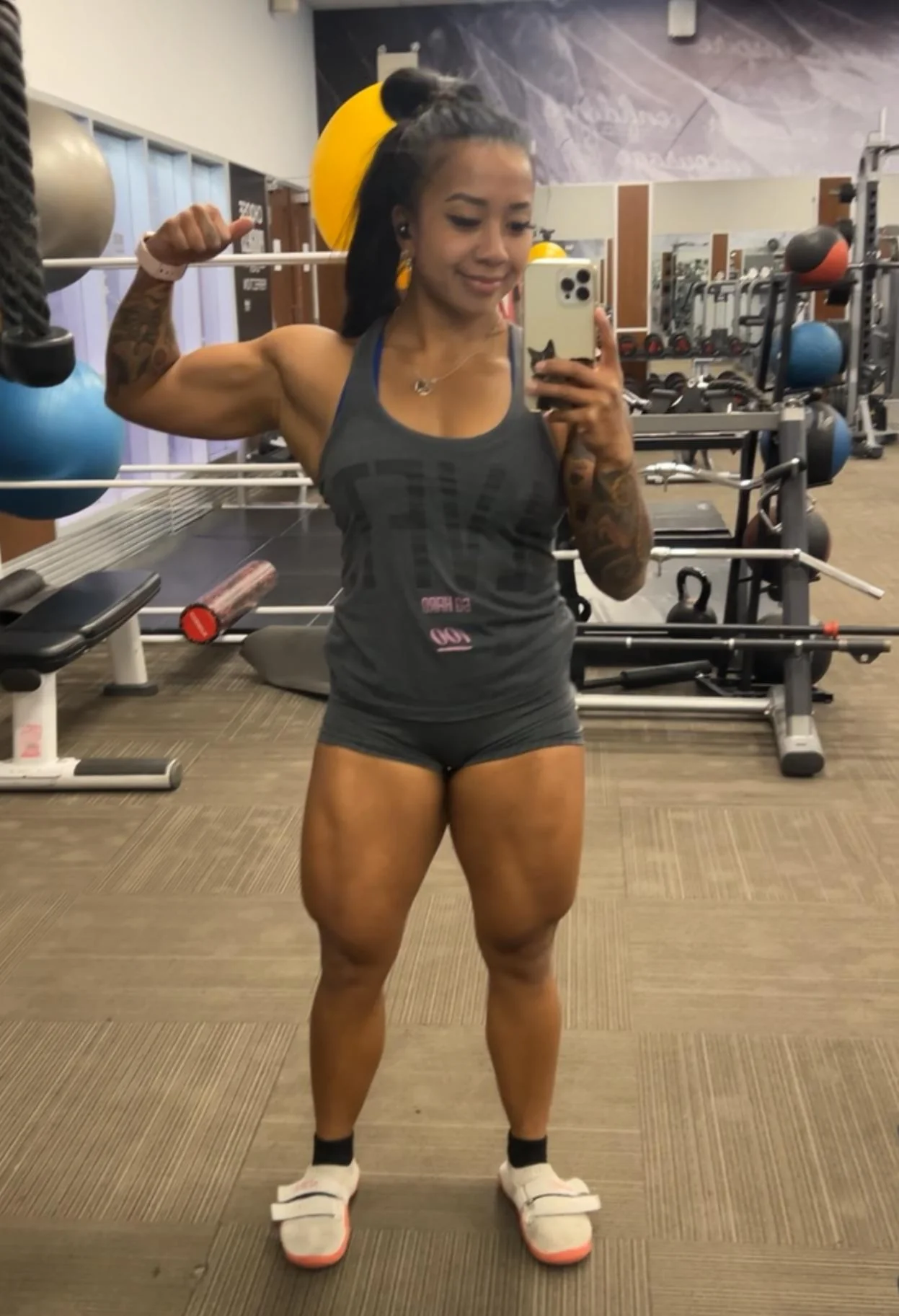 Should I keep growing my quads? picture 1 of 1