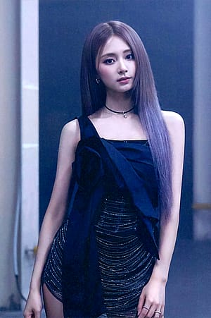 TWICE - Tzuyu'