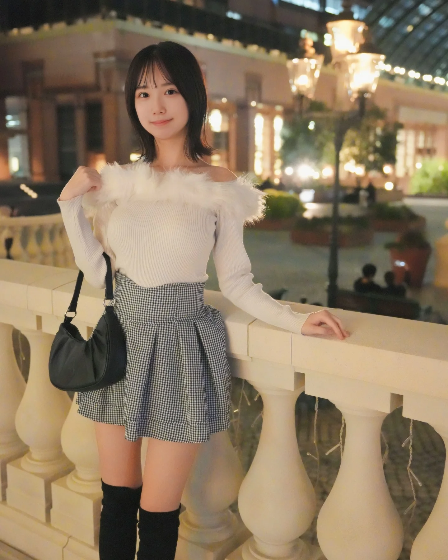 Pretty japanese girl picture 1 of 6