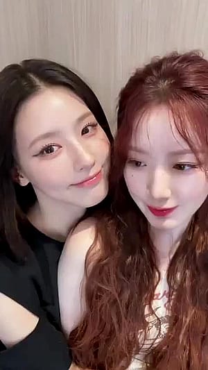 Miyeon & Shuhua'