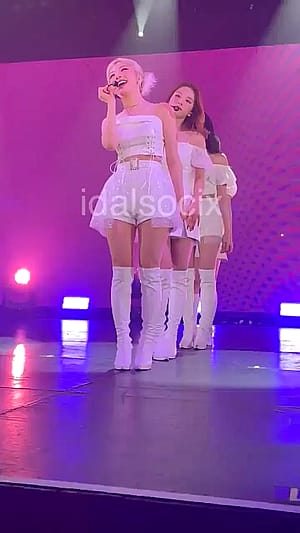 ARTMS- Haseul & Heejin'