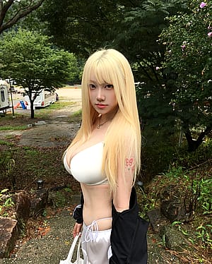 Asian blonde'