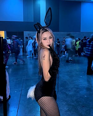 Blonde bunny'