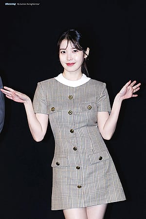 IU'