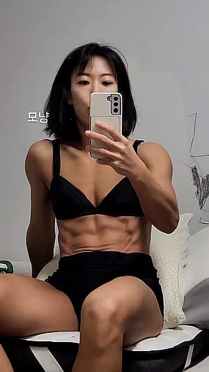 Yoon So-Young'