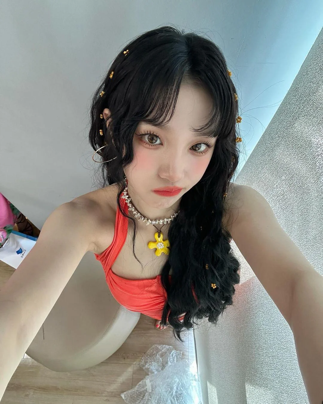 Yuqi - (G)I-dle picture 1 of 1