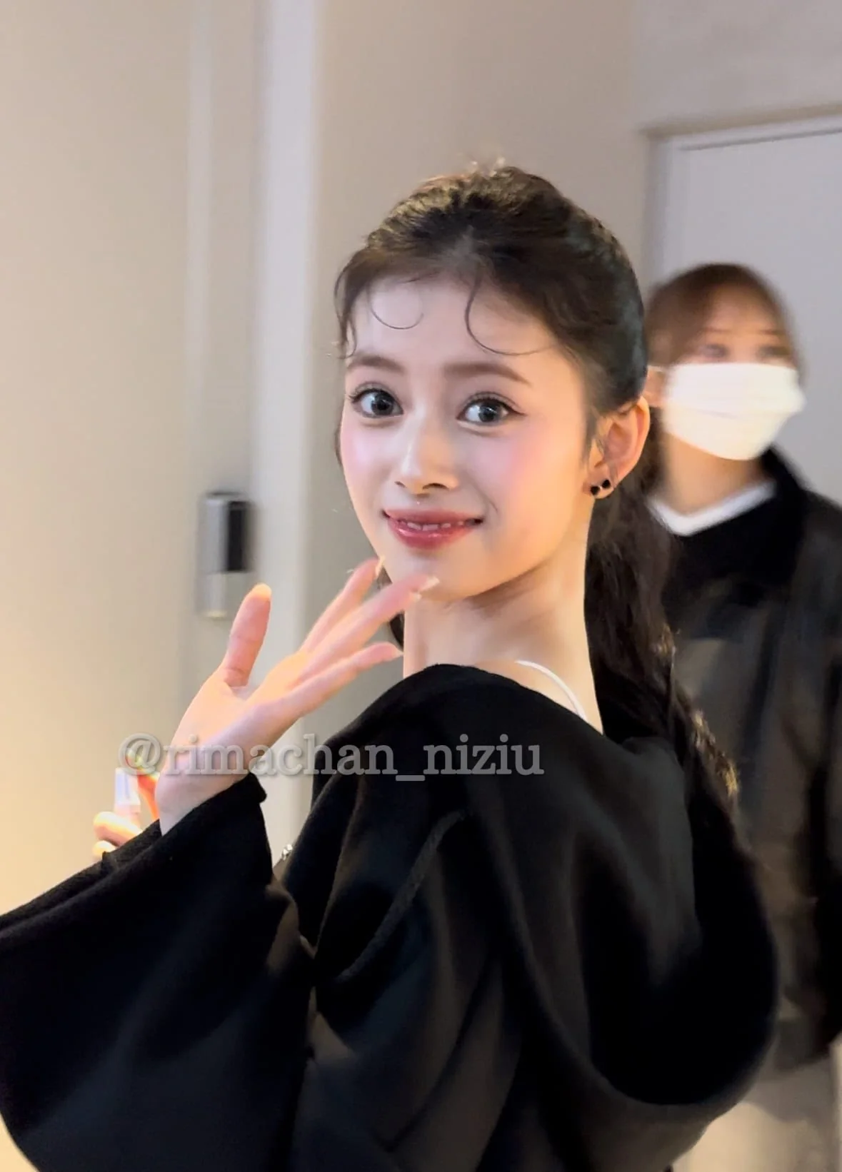 NiziU Rima picture 3 of 4