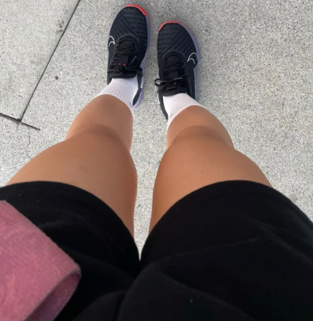 Eun Chae working out instagram @itseunchae picture 6 of 7