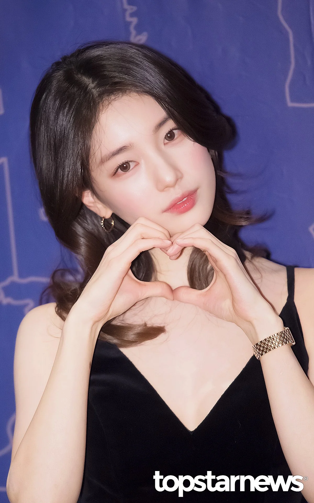 Suzy picture 2 of 6