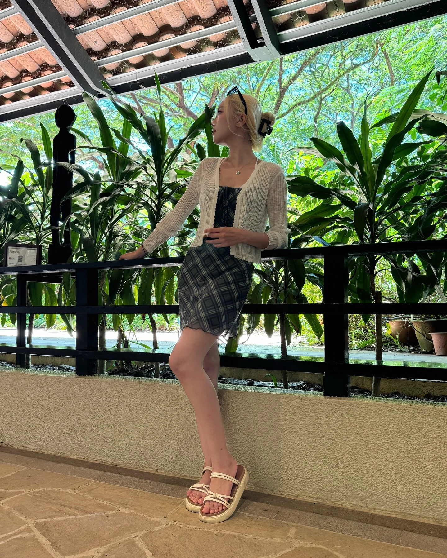 Cute blonde picture 8 of 8