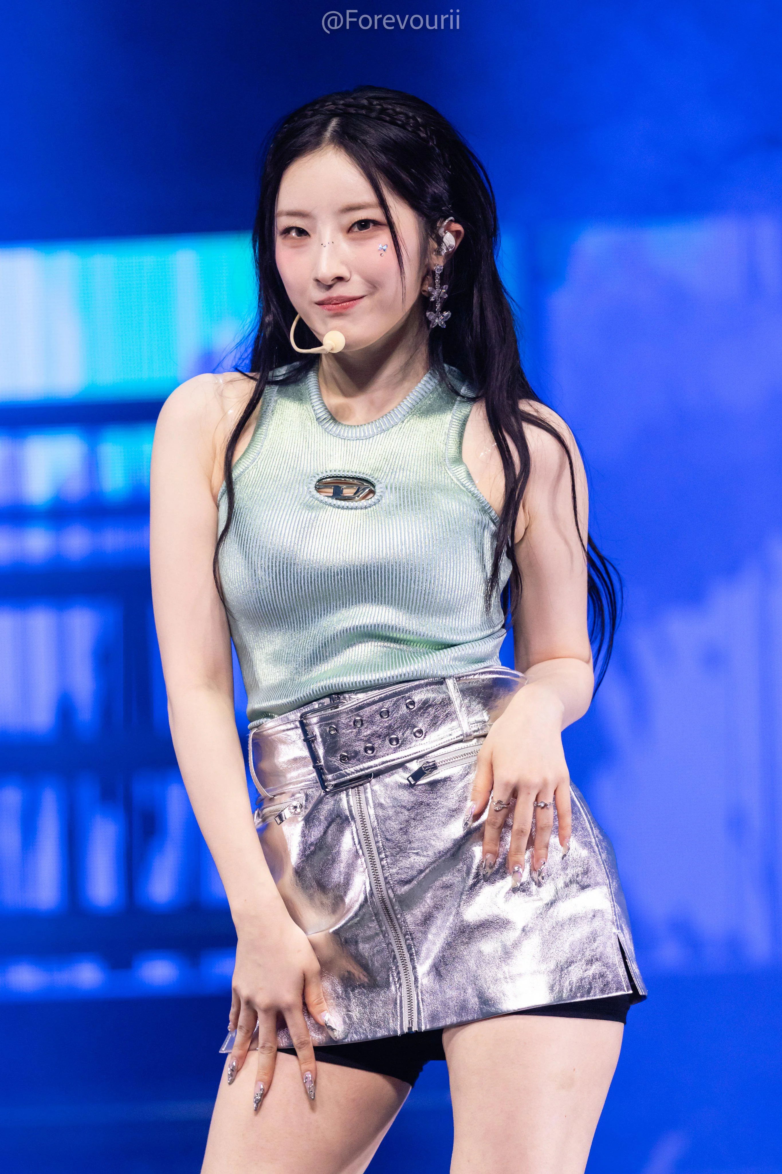 ARTMS Haseul picture 1 of 1