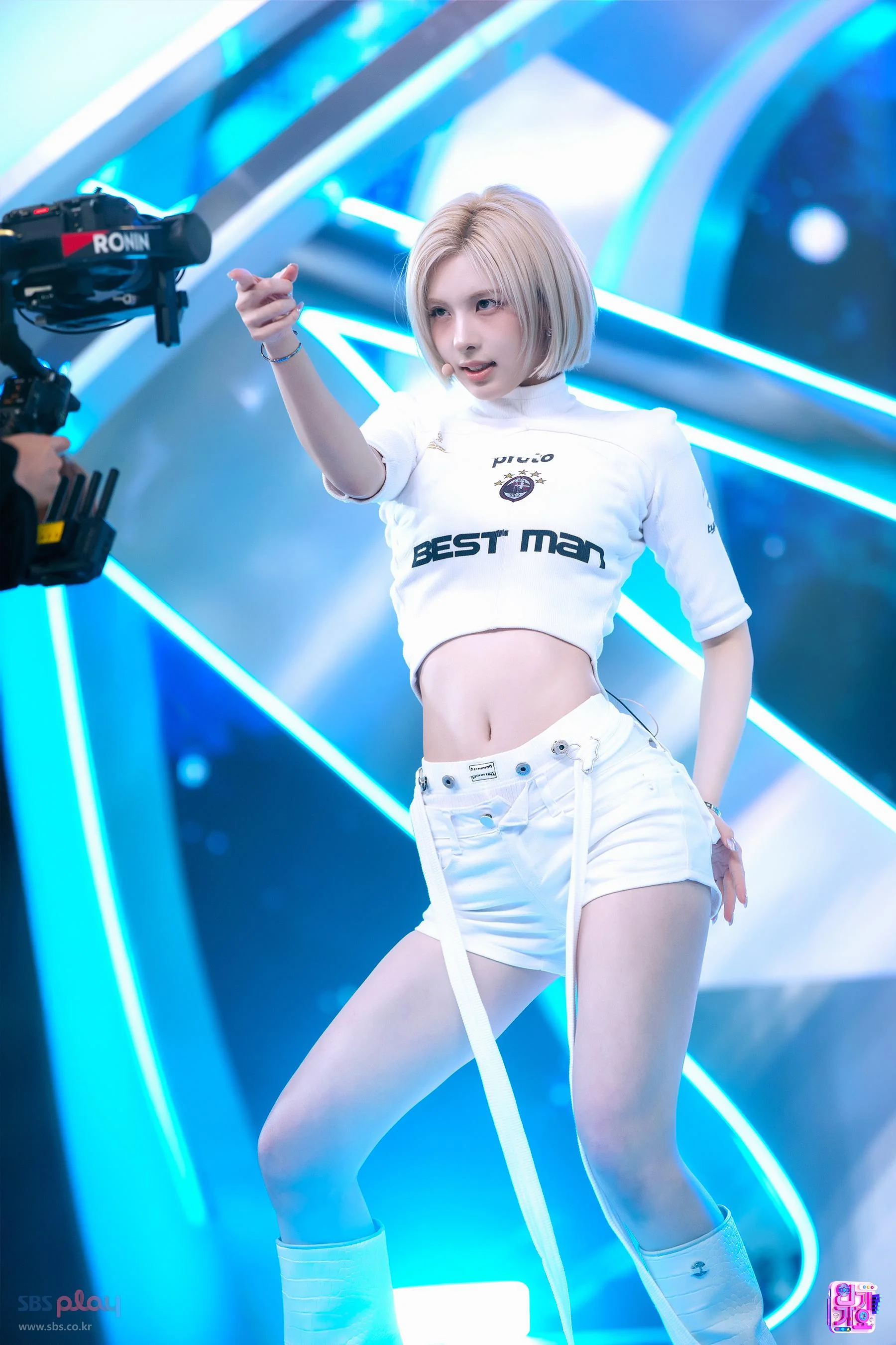 NMIXX Bae picture 1 of 1