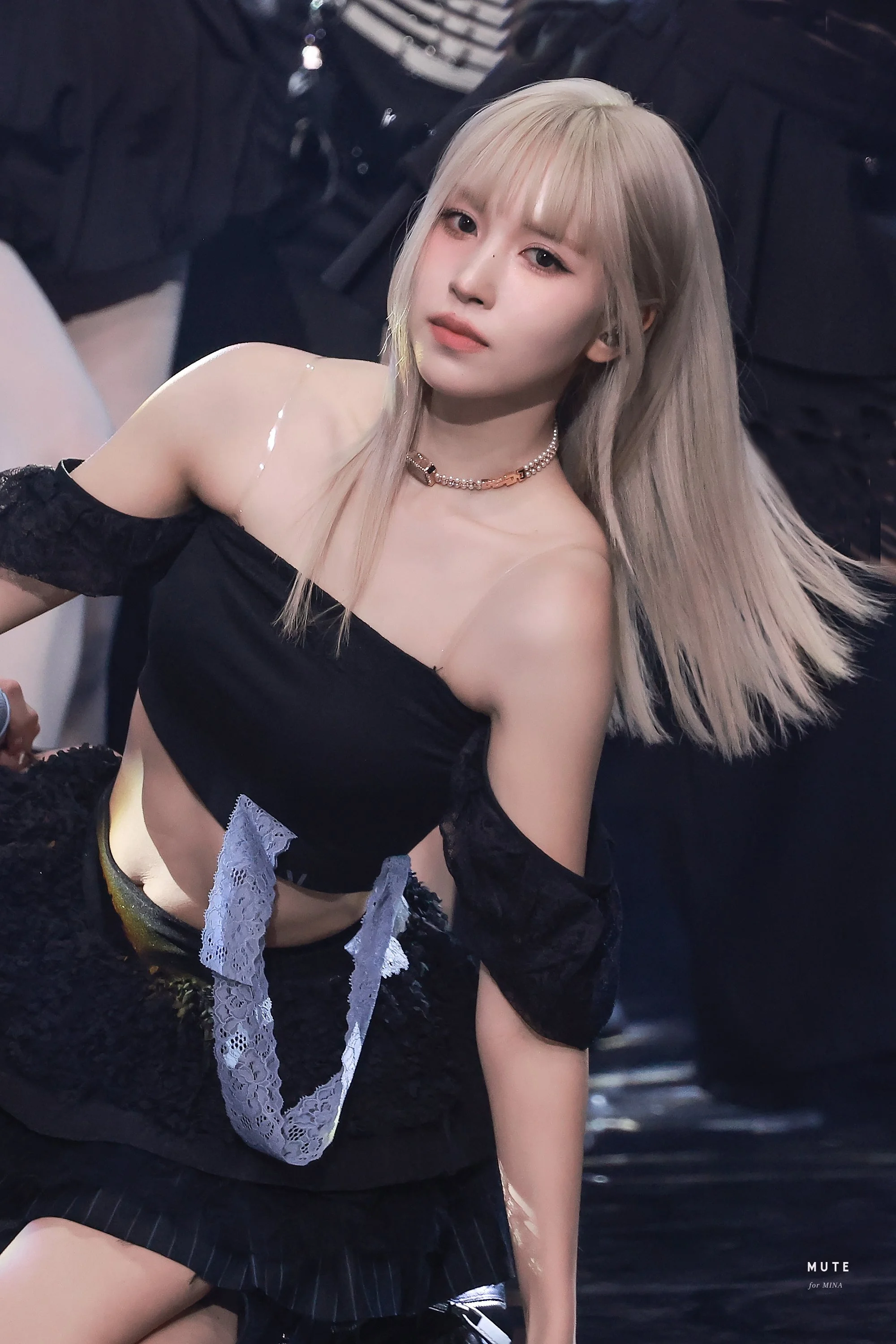 TWICE Mina picture 1 of 3