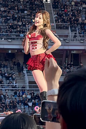 TWICE Sana'