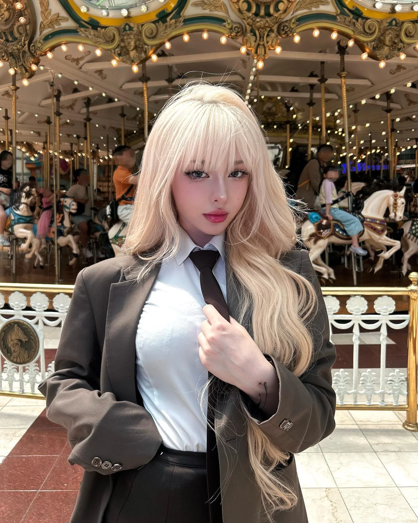 Asian blonde picture 2 of 3