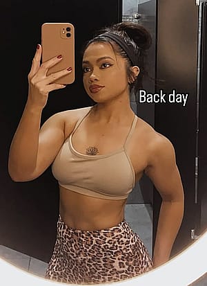 Yanah ready for back day'