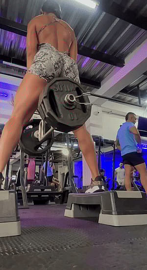 Sumo squats are on of the best exercises for building muscular legs and glutes'