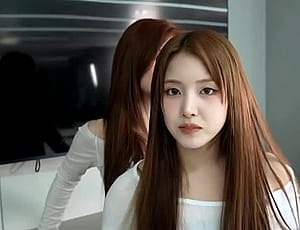 NMIXX Sullyoon Jiwoo'