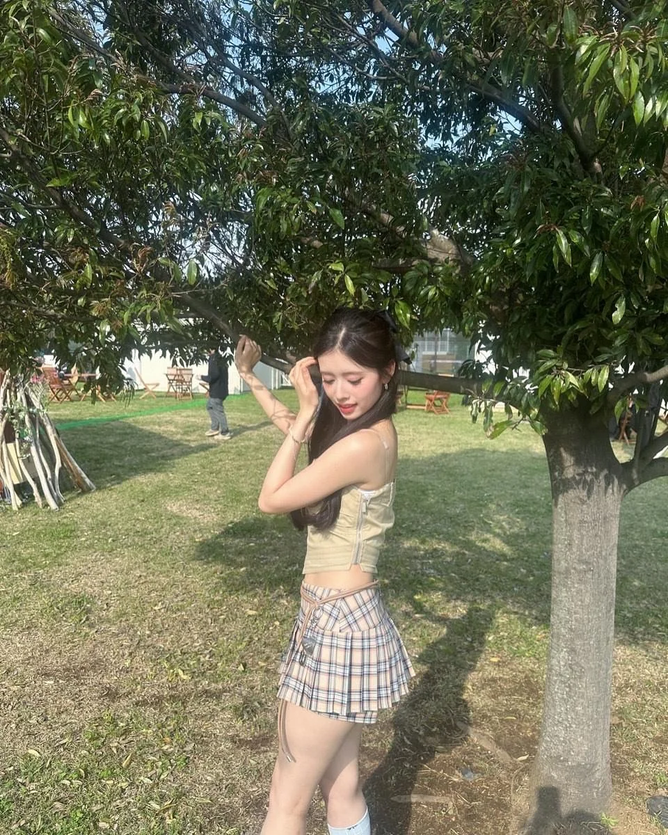 NiziU Rima picture 2 of 5