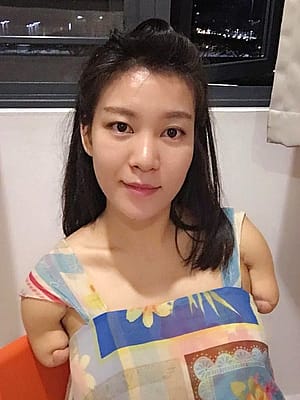 cute korean girl'