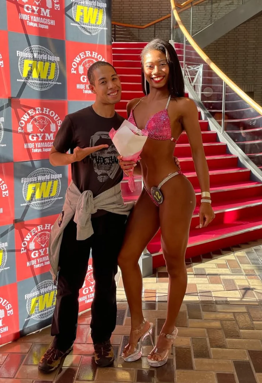 He came, he saw, he claimed all the muscles 👍🤣 picture 1 of 12
