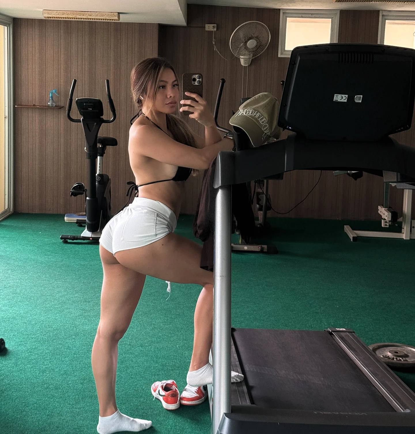 Νicha picture 3 of 3