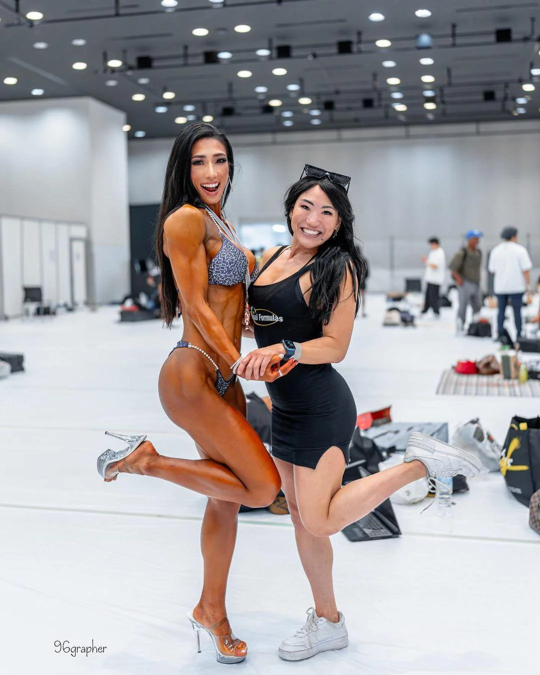 Yume Kurokawa (@yume_ifbbpro) & Yurika Noda (@yurika_ifbbpro) picture 1 of 1