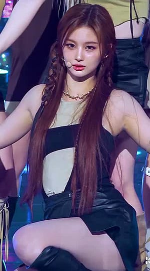 NMIXX Sullyoon'