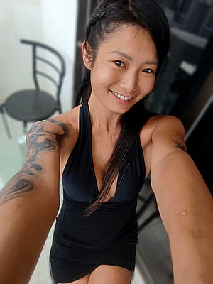 Do you think thisishellmel is fit'