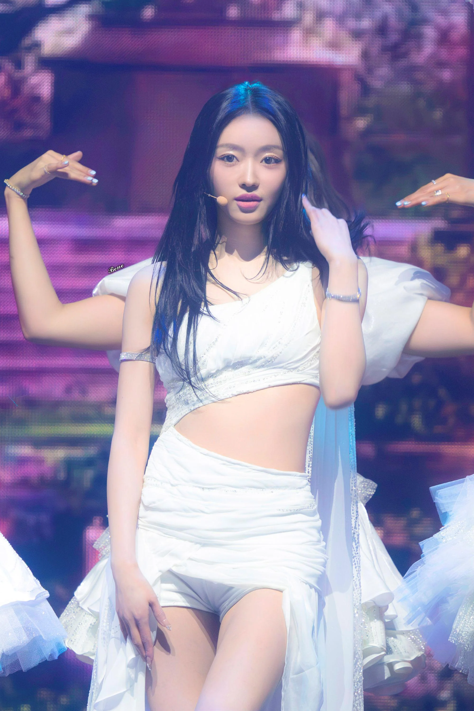 YooA picture 1 of 1