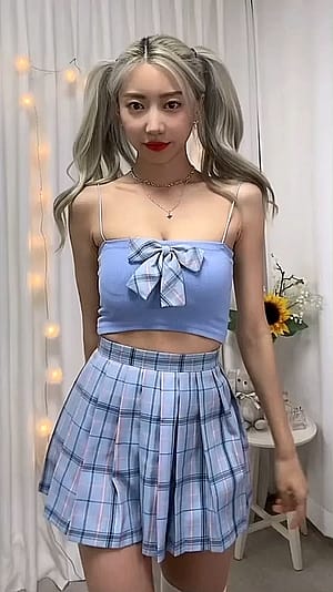 Blonde pigtails'