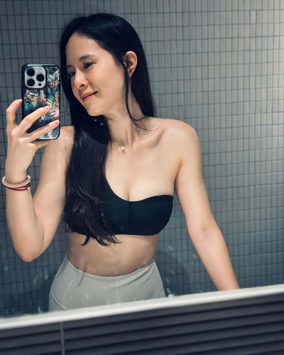 just us two fit asian girls! picture 2 of 3