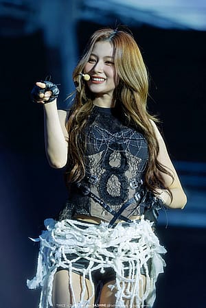 TWICE Sana'