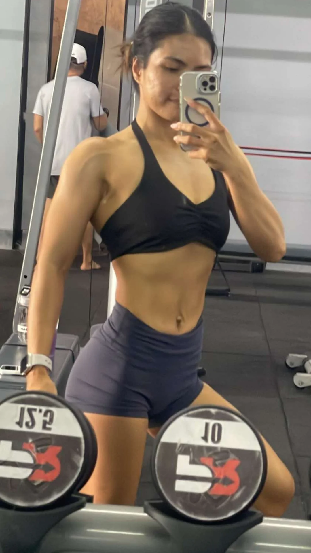 Richelle Cailao picture 1 of 1