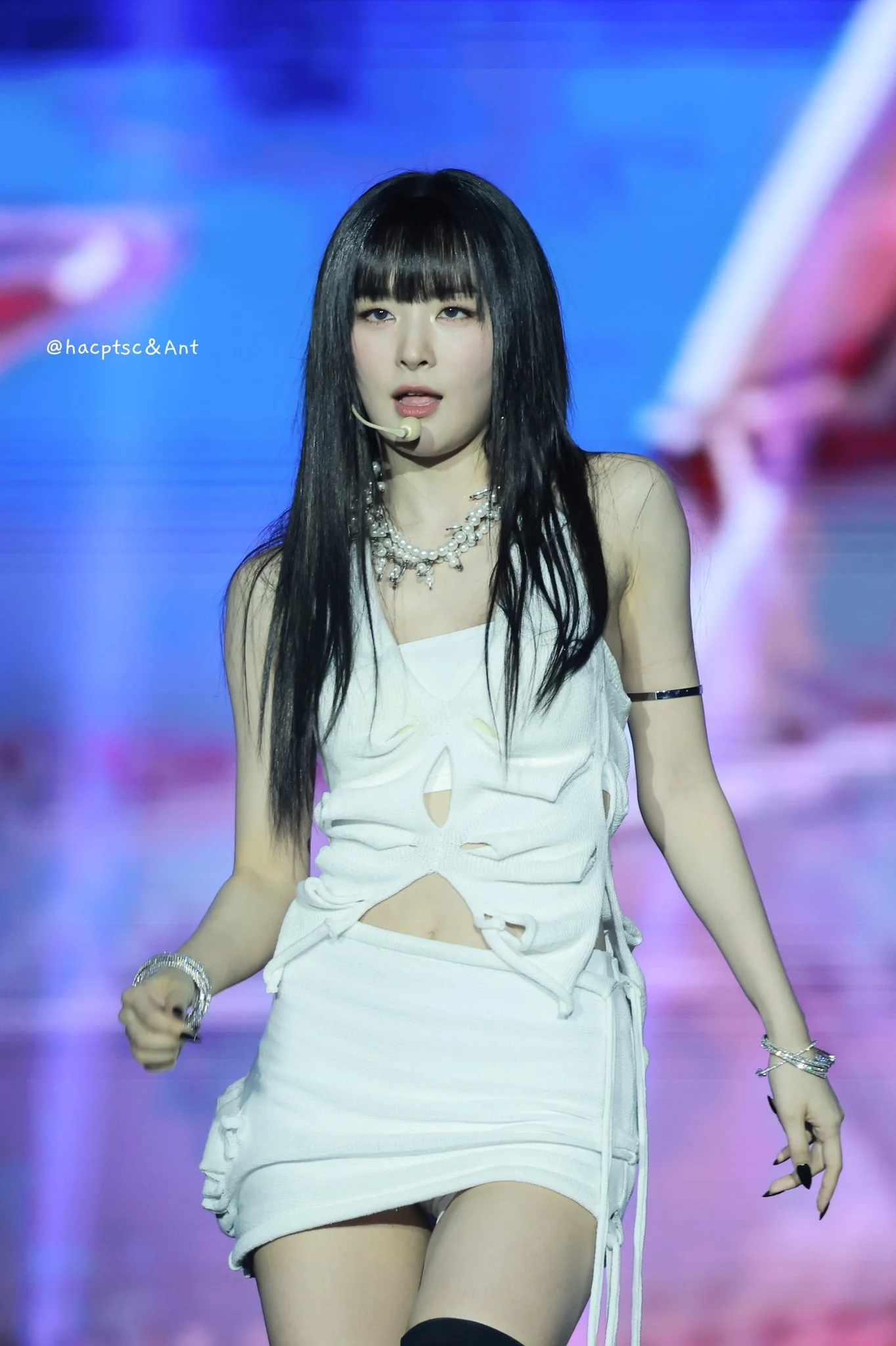 Seulgi picture 1 of 2