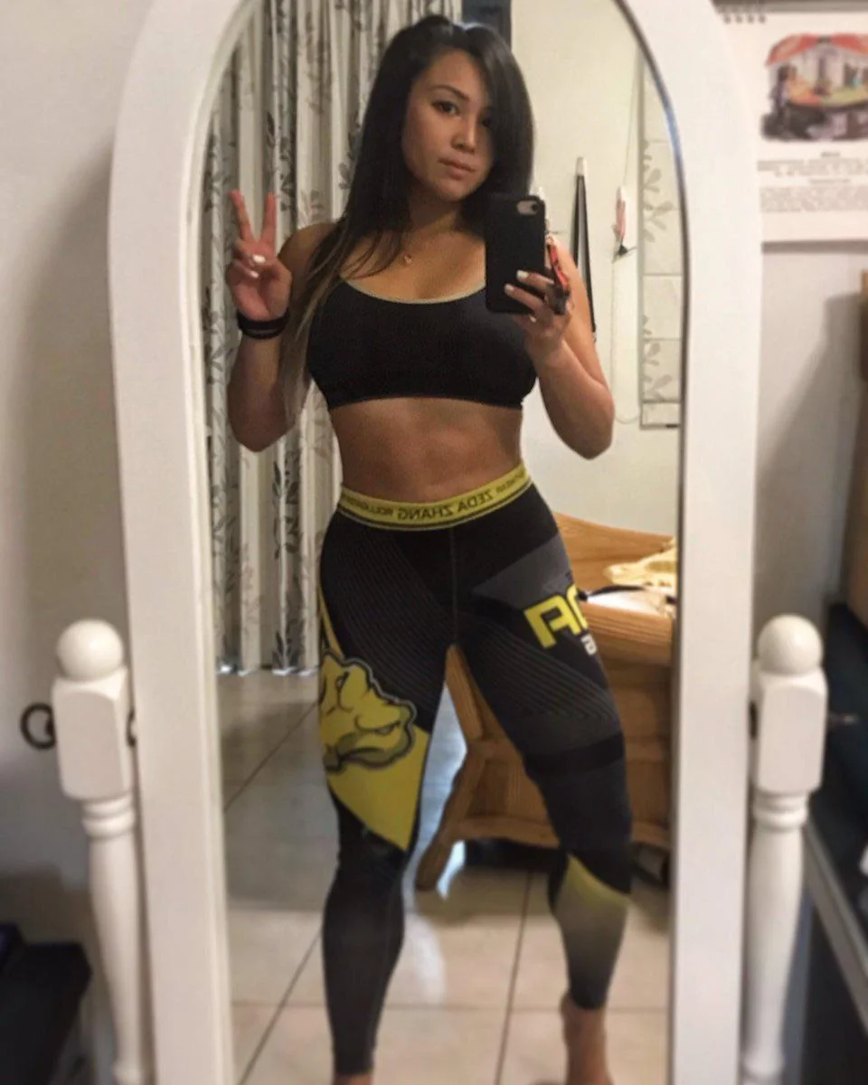 Zeda Zhang picture 1 of 1