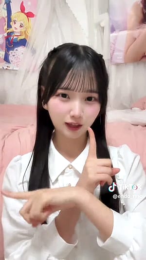 This new dance trend is SO CUTEEEE!!'