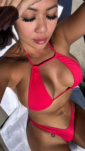 Sue Le (IG: barbellemami_the_ifbbpro)'
