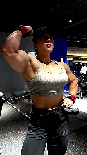 Yan Hong'