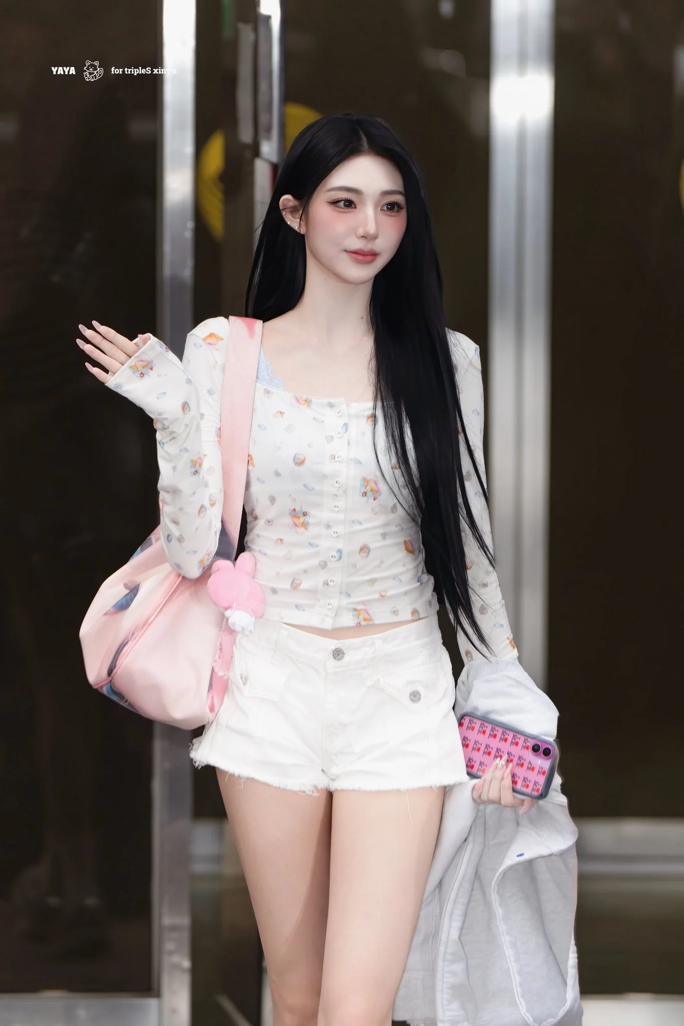 tripleS Xinyu picture 2 of 2